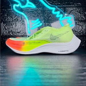 Nike ZoomX Vaporfly Next% 2 Marathon Running Racing Shoes Men’s 7 / Women’s 8.5